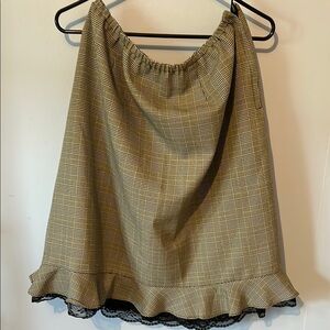 Plaid Ruffle Hem Skirt with Black Lace at Bottom Size 18w